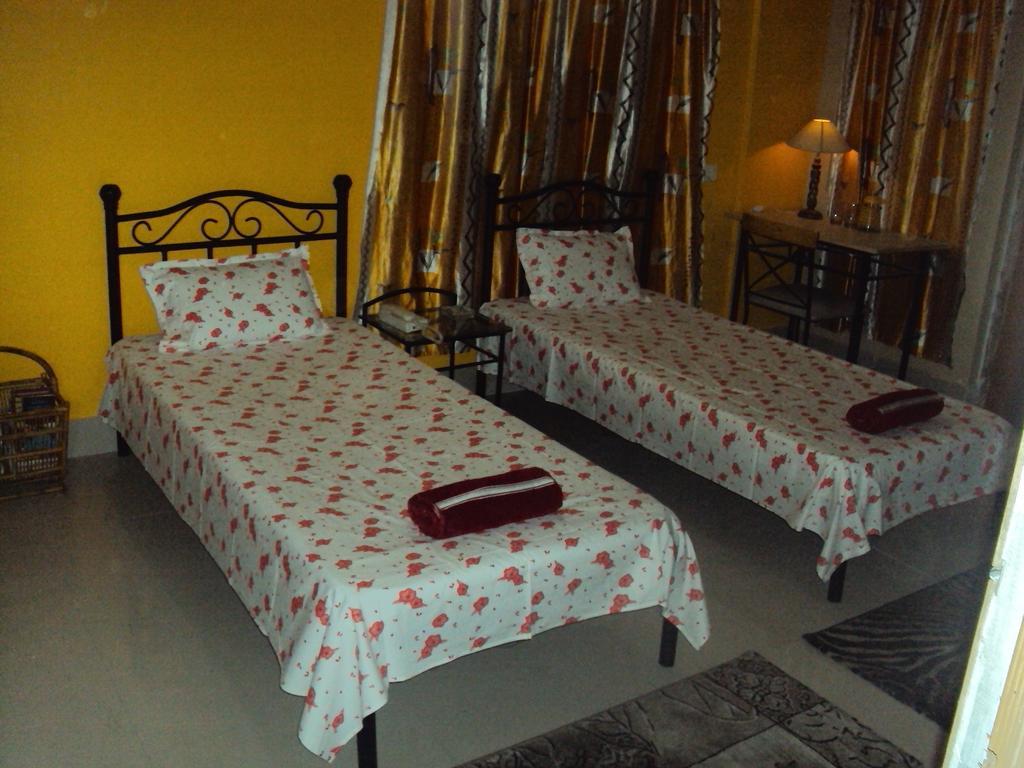 Hotel Kings Castle Guwahati Ruang foto